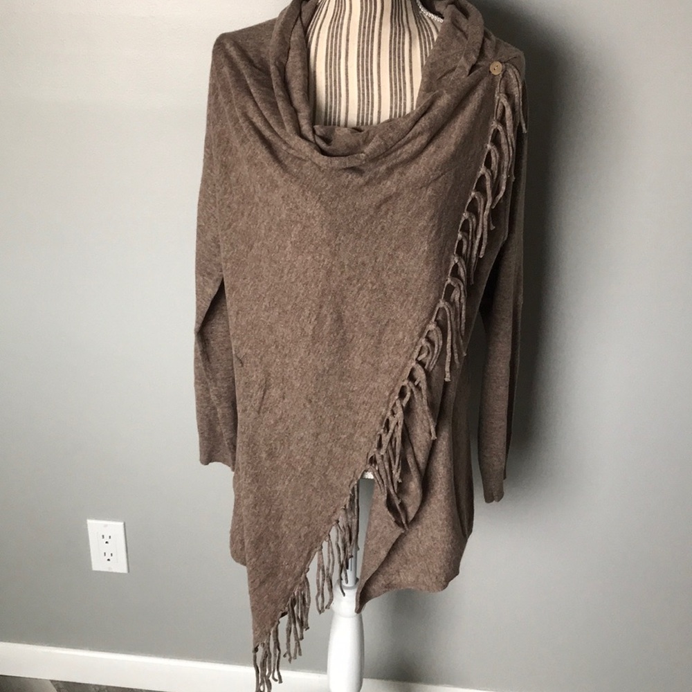 Woman’s Fringe Asymmetrical Sweater
